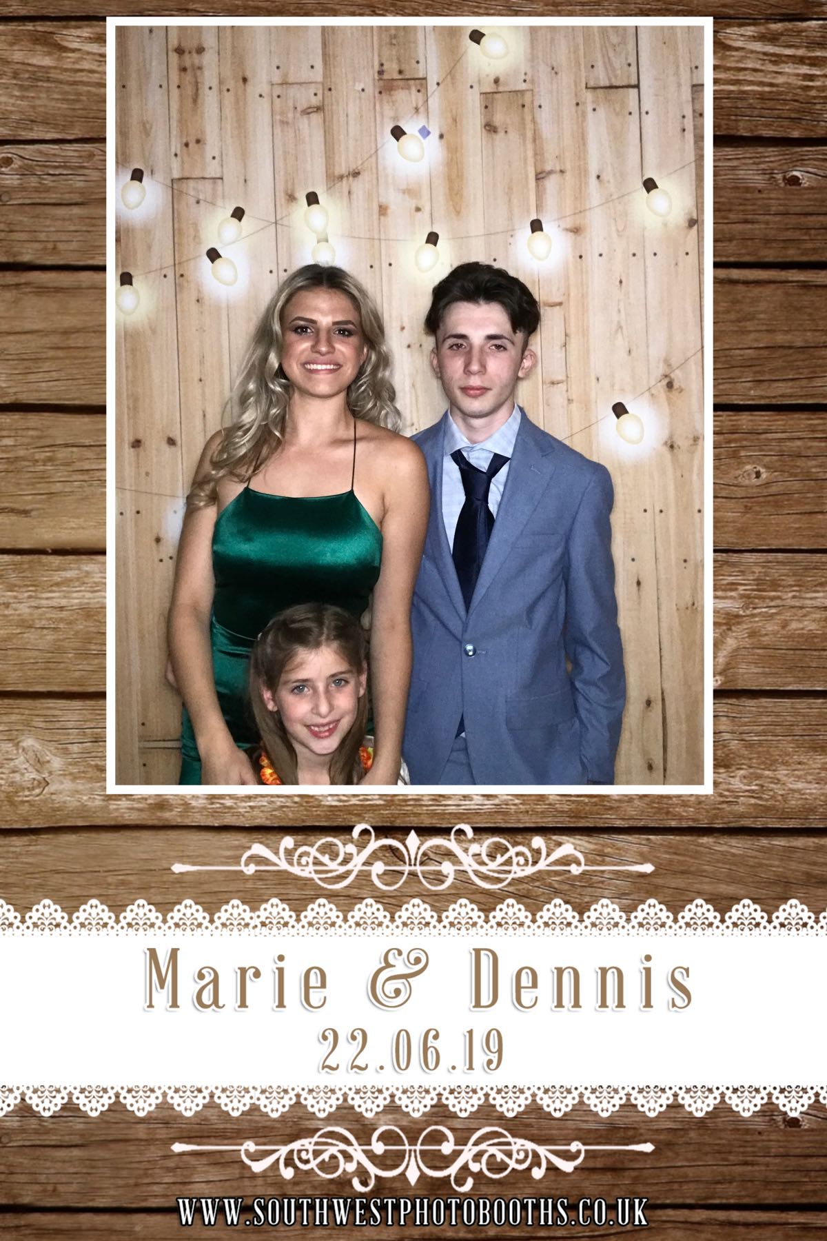 Marie and Dennis | View more photos from the event at gallery.southwestphotobooths.co.uk/u/SWPB/Marie-and-Dennis